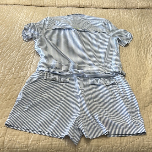 Vineyard vine romper - Picture 3 of 3